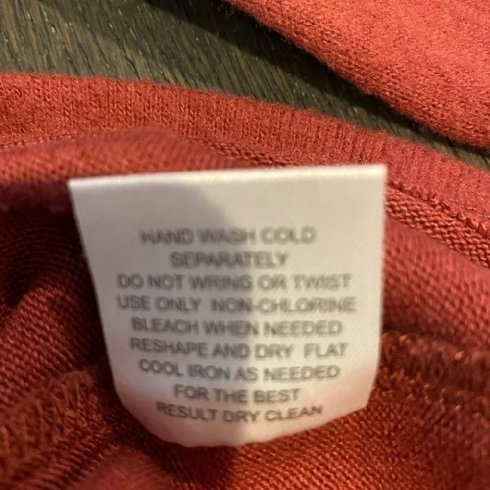 Pink Rose Red Keyhole Sweater Size L